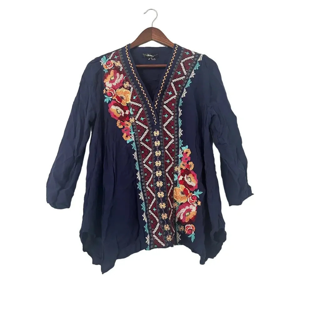 Andree by Unit Boho Embroidered Blouse Size Small